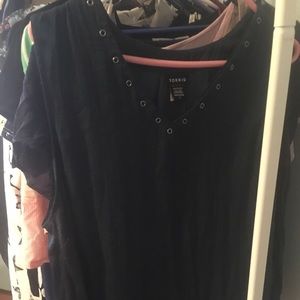 Torrid Sz 2 Blue sleeveless top